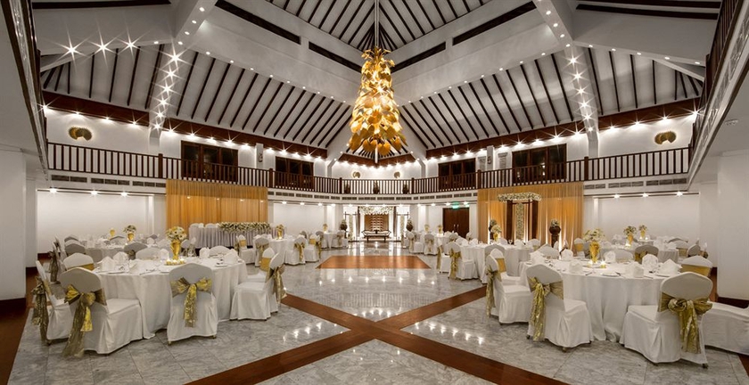 Imagen de los interiores del Hotel Royal Palms Beach. Foto 14