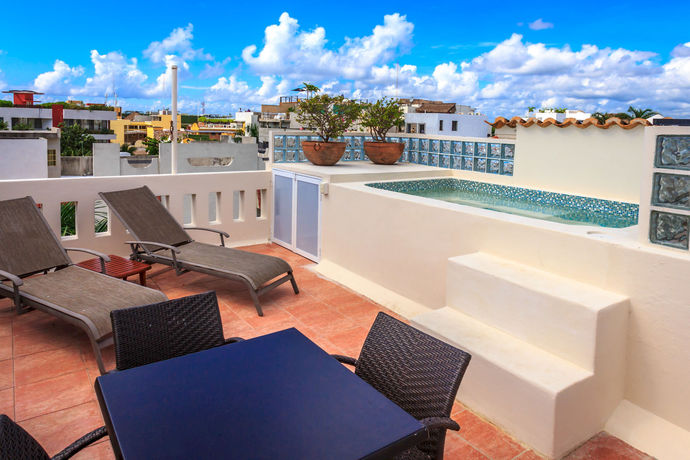 Imagen de los exteriores del Hotel Royal Palms By Bric. Foto 4