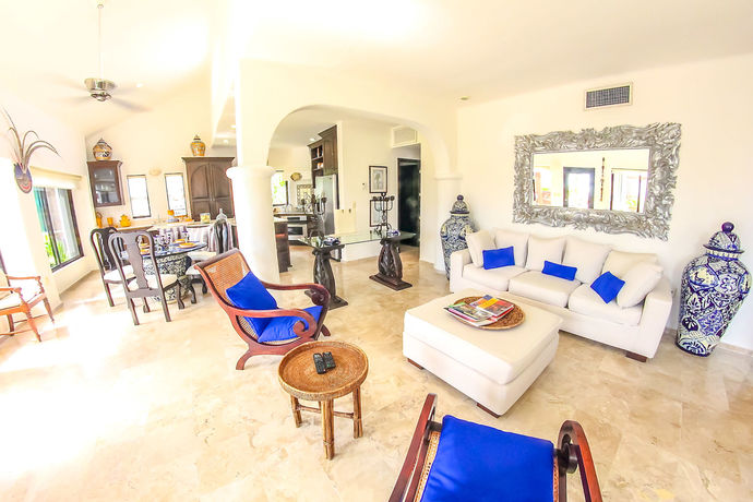 Imagen de los exteriores del Hotel Royal Palms By Bric. Foto 7