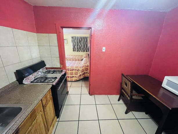 Imagen de la habitación del Hotel Royal Palms Motel. Foto 13