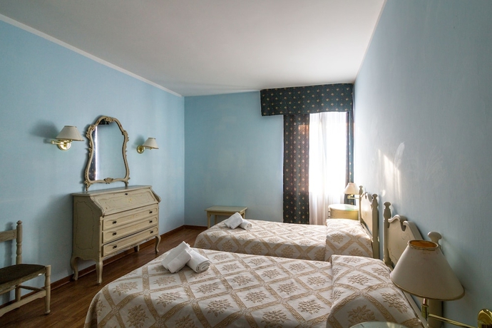 Imagen de la habitación del Hotel Royal Paolino. Foto 10