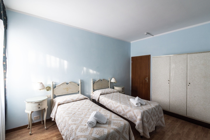 Imagen de la habitación del Hotel Royal Paolino. Foto 12