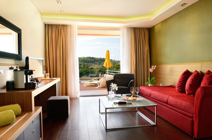 Imagen de los interiores del Hotel Royal Paradise Beach Resort and Spa. Foto 14