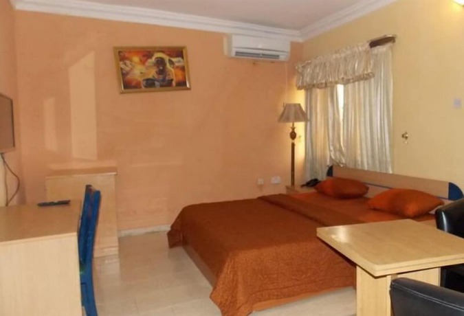 Imagen de la habitación del Hotel Royal Paragon. Foto 5