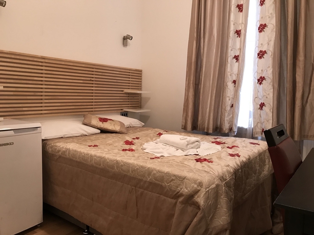 Imagen de la habitación del Hotel Royal Park, Bayswater. Foto 12