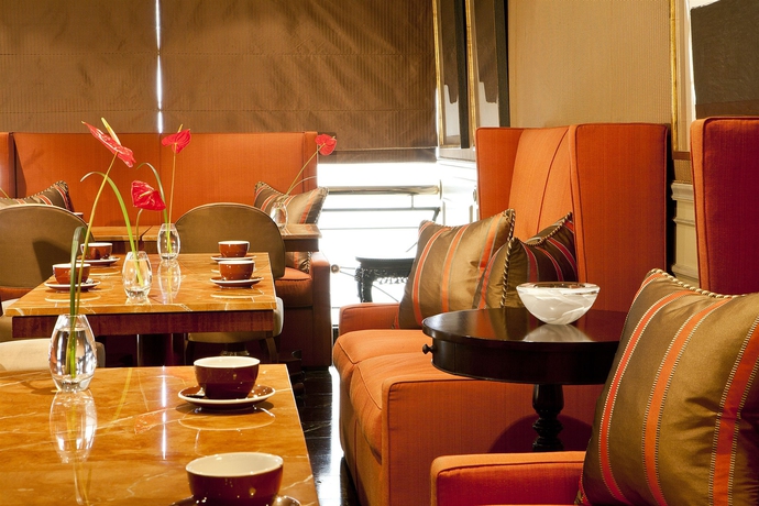 Imagen del bar/restaurante del Hotel Royal Park Lima. Foto 3