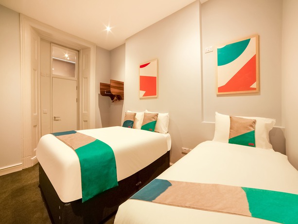 Imagen de la habitación del Hotel Royal Park, Londres. Foto 16