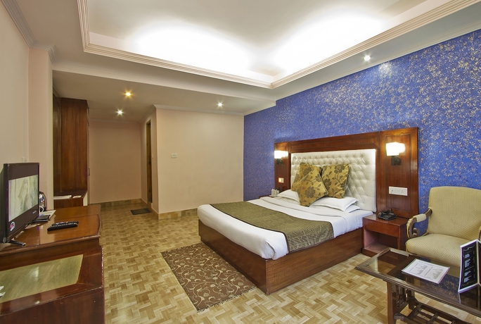Imagen de la habitación del Hotel Royal Park Resort, Aleo. Foto 7