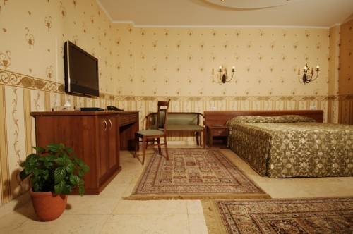 Imagen general del Hotel Royal Petrol. Foto 15