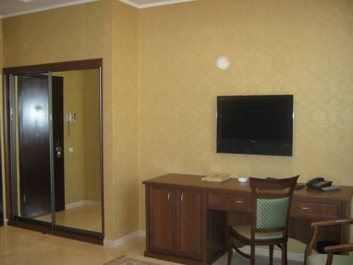 Imagen general del Hotel Royal Petrol. Foto 7