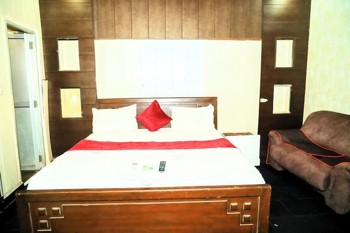 Imagen de la habitación del Hotel Royal Plaza, Chandigarh. Foto 11