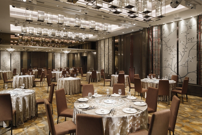 Imagen del bar/restaurante del Hotel Royal Plaza, Kowloon. Foto 3