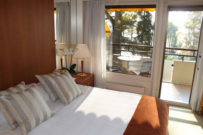 Imagen de la habitación del Hotel Royal Plaza Montreux. Foto 11