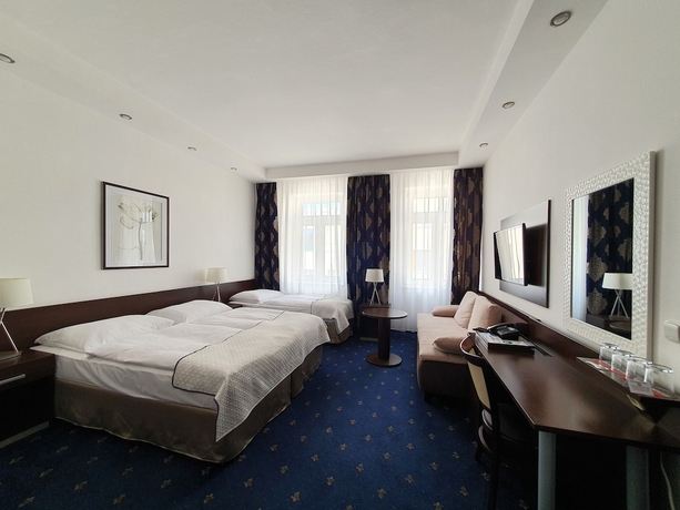 Imagen de la habitación del Hotel Royal Plaza, Praga. Foto 5
