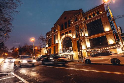Imagen general del Hotel Royal Plaza by Stellars, Yerevan. Foto 1