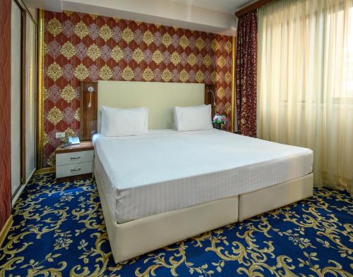 Imagen de la habitación del Hotel Royal Plaza by Stellars, Yerevan. Foto 12