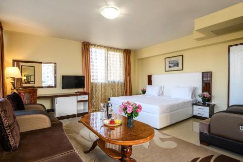 Imagen de la habitación del Hotel Royal Plaza by Stellars, Yerevan. Foto 17