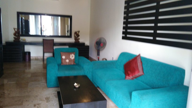 Imagen de la habitación del Hotel Royal Pool Villa Bali. Foto 8