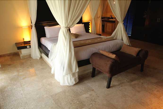 Imagen de la habitación del Hotel Royal Pool Villa Bali. Foto 13