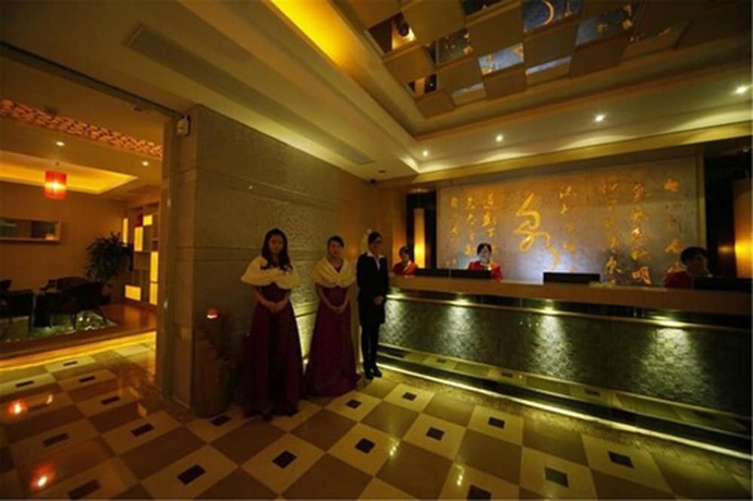 Imagen de los interiores del Hotel Royal Prince. Foto 18