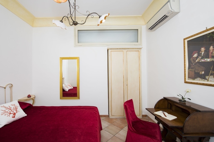 Imagen de la habitación del Hotel Royal Prisco. Foto 14