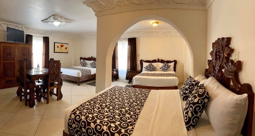 Imagen de la habitación del Hotel Royal Puebla. Foto 7