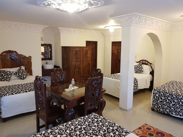 Imagen de la habitación del Hotel Royal Puebla. Foto 10