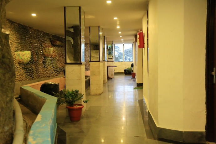 Imagen de los interiores del Hotel Royal Queen. Foto 12