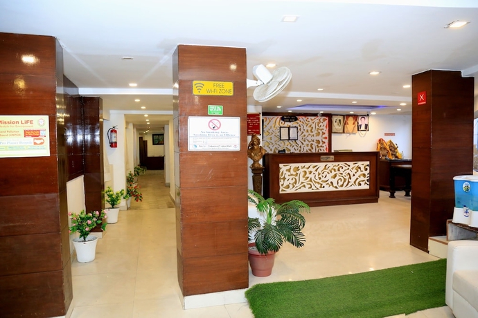 Imagen de los interiores del Hotel Royal Queen. Foto 15
