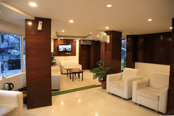 Imagen de los interiores del Hotel Royal Queen. Foto 17