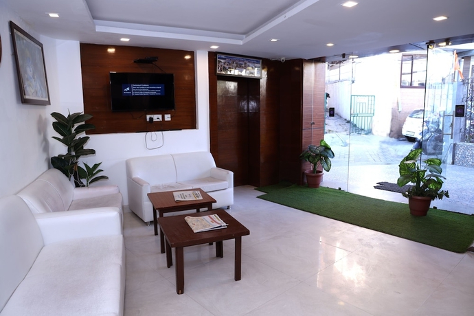 Imagen de los interiores del Hotel Royal Queen. Foto 18