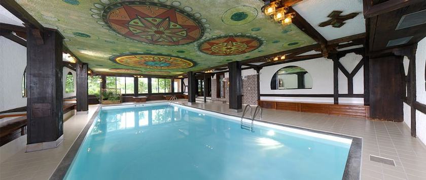 Imagen de la piscina del Hotel Royal, RIEDERALP. Foto 20