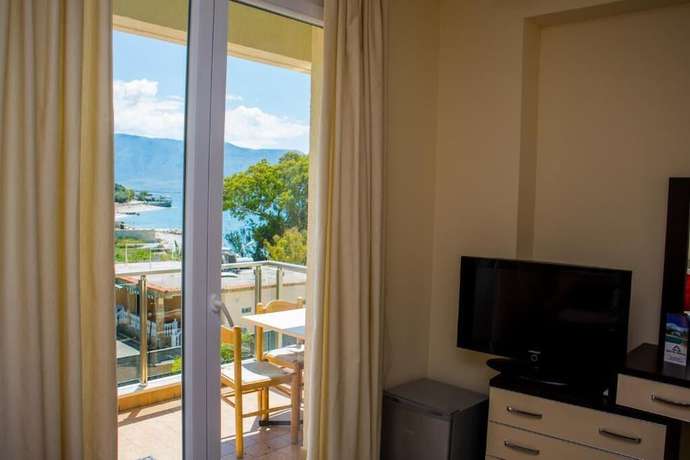 Imagen de la habitación del Hotel Royal, Radhim&euml;. Foto 19