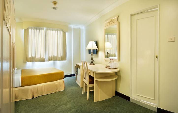 Imagen de la habitación del Hotel Royal Rattanakosin. Foto 11