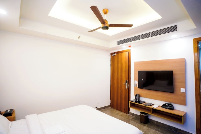 Imagen de la habitación del Hotel Royal Raven and Banquet\' Greater Noida Nearby India Expo Centre and Mart. Foto 10
