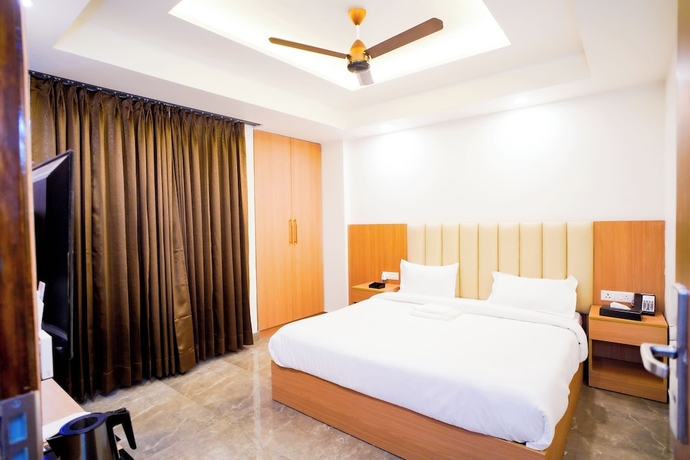 Imagen de la habitación del Hotel Royal Raven and Banquet\' Greater Noida Nearby India Expo Centre and Mart. Foto 12