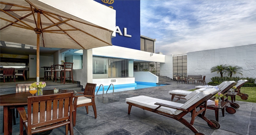Imagen de la piscina del Hotel Royal Reforma. Foto 15