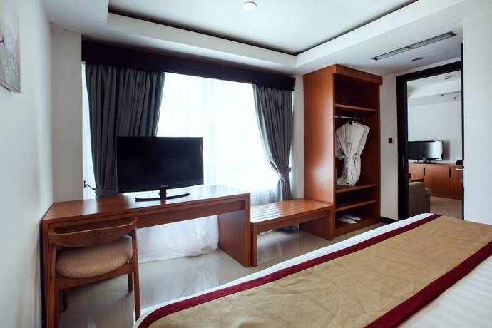 Imagen de la habitación del Hotel Royal Regantris Kuta. Foto 6
