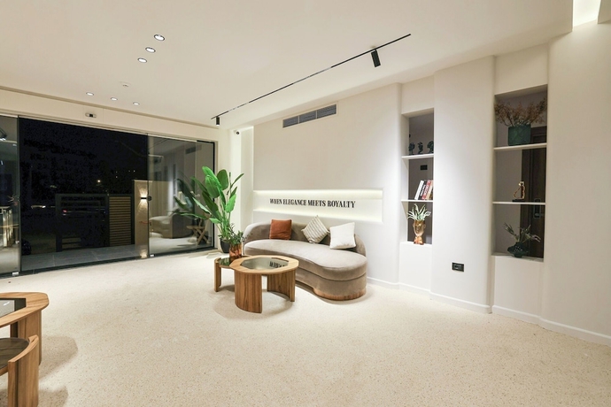 Imagen de los interiores del Hotel Royal Regency EG. Foto 12