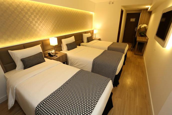 Imagen de la habitación del Hotel Royal Regency Palace. Foto 10