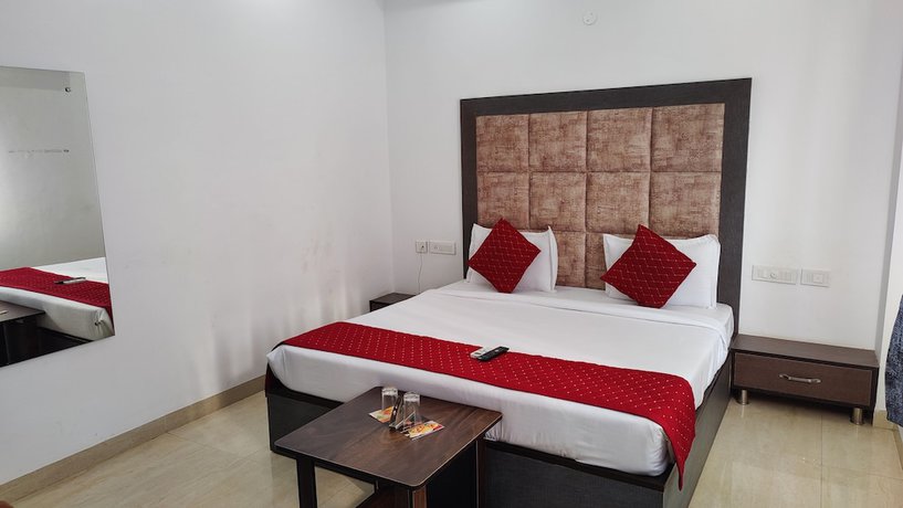 Imagen de la habitación del Hotel Royal Regency, Zirakpur. Foto 3
