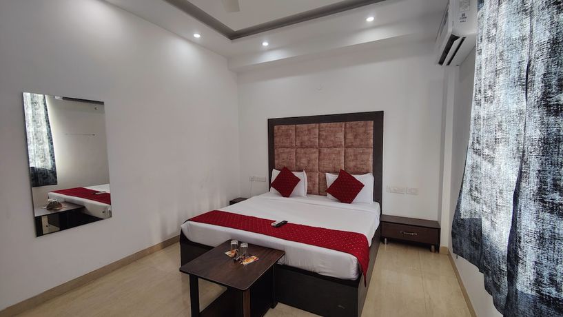 Imagen de la habitación del Hotel Royal Regency, Zirakpur. Foto 10
