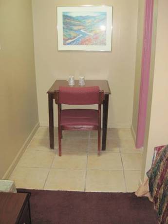 Imagen de la habitación del Hotel Royal Relax Inn. Foto 6