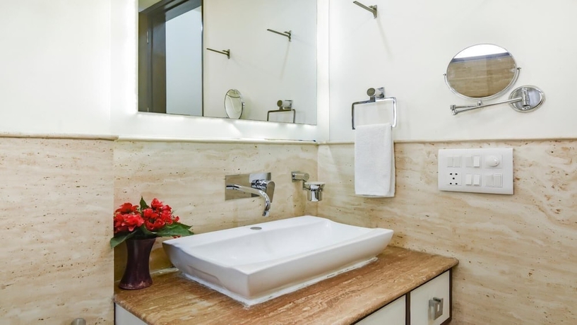 Imagen de la habitación del Hotel Royal Residence Cyber City. Foto 11