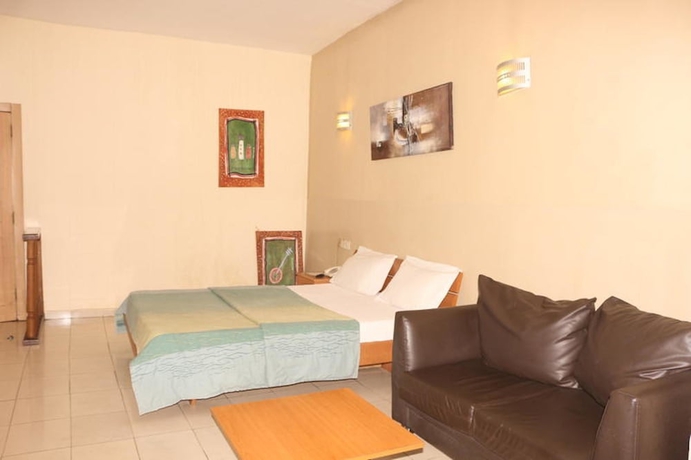 Imagen de la habitación del Hotel Royal Residence Guest House. Foto 11