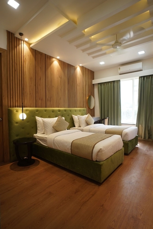Imagen de la habitación del Hotel Royal Residence HUDA City Centre, Gurugram. Foto 6