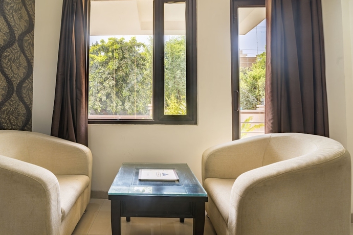 Imagen de la habitación del Hotel Royal Residence Huda City Centre, Gurugram. Foto 7