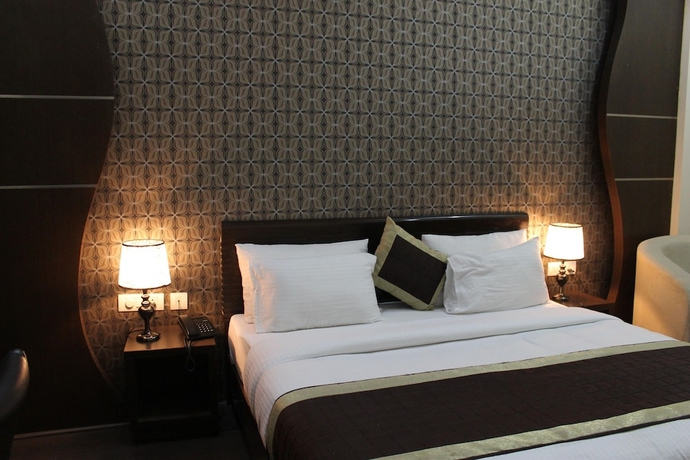 Imagen de la habitación del Hotel Royal Residence Huda City Centre, Gurugram. Foto 15