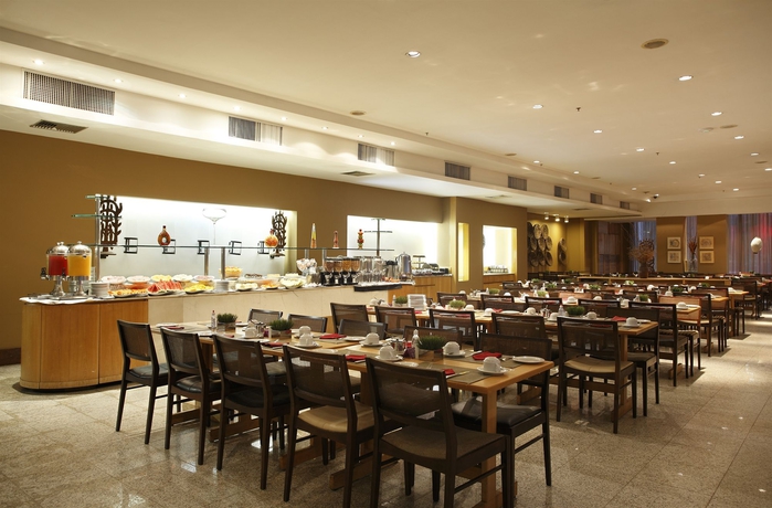 Imagen del bar/restaurante del Hotel Royal Rio Palace. Foto 3