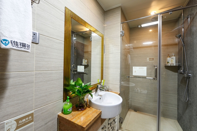 Imagen de la habitación del Hotel Royal River Apartment. Foto 12